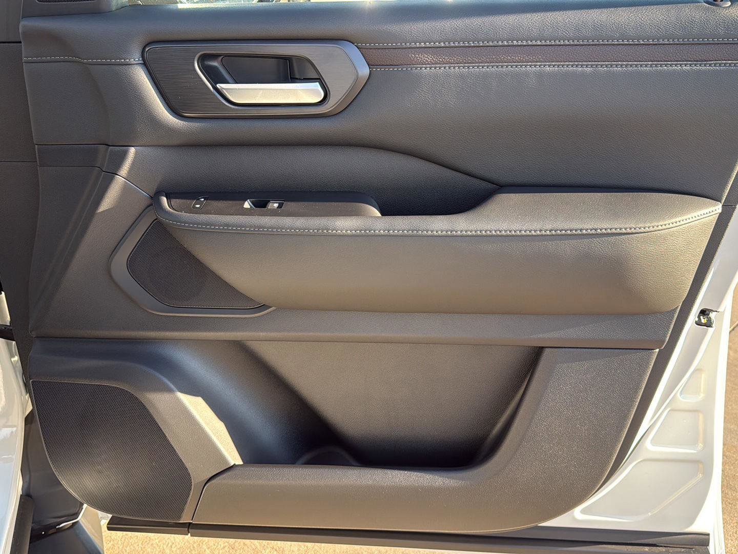 New 2026 Nissan Armada SL w/ Convenience Package image 31