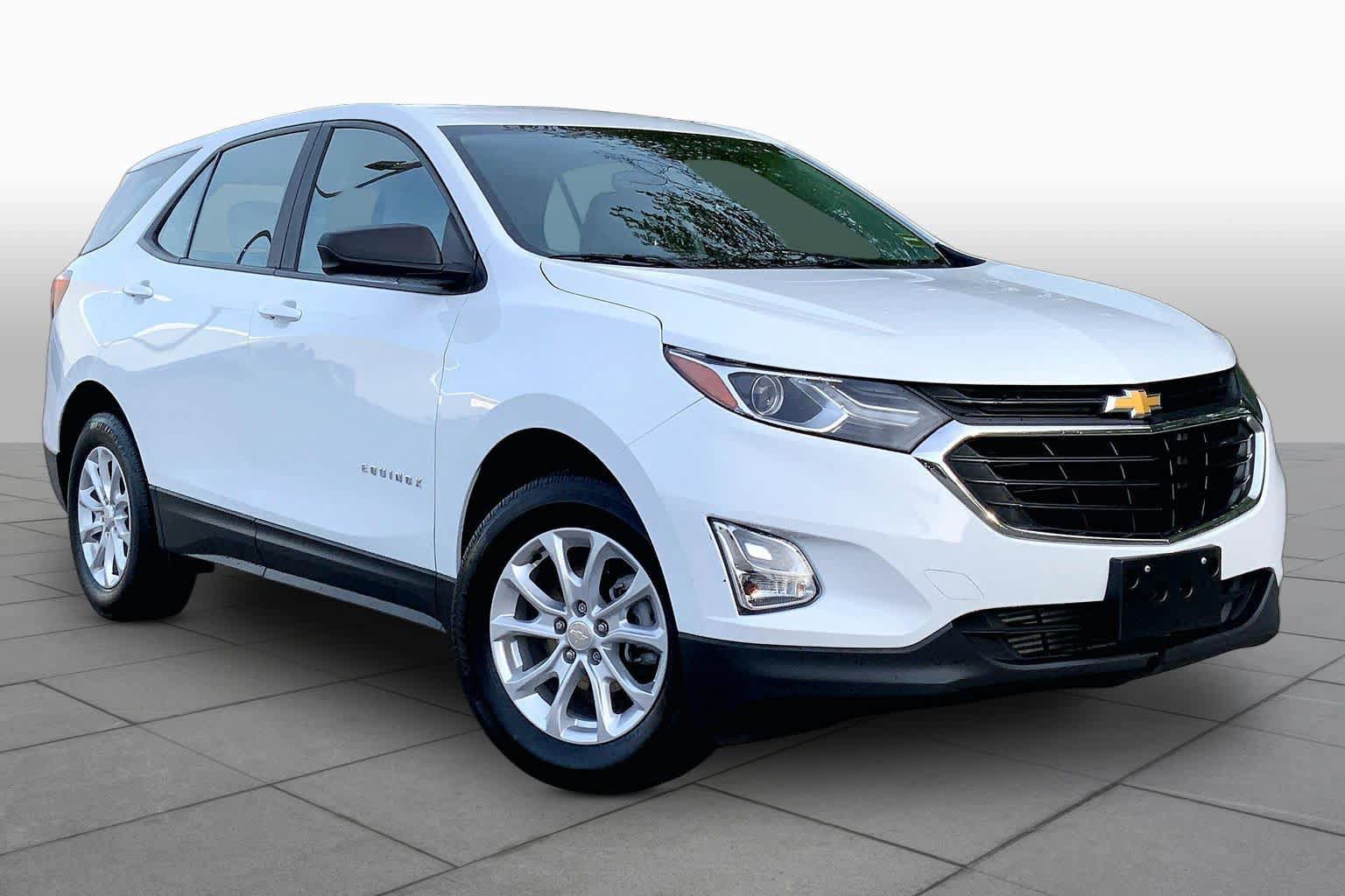Used 2020 Chevrolet Equinox LS AWD/4WD image 3