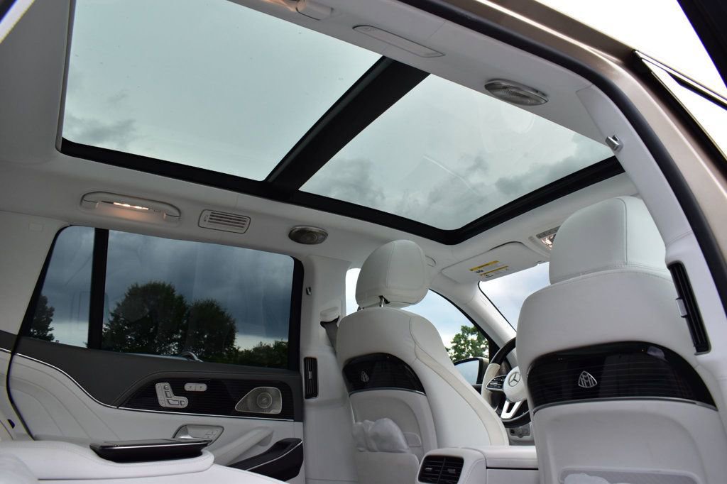 Used 2023 Mercedes-Benz Maybach GLS 600 4MATIC image 26