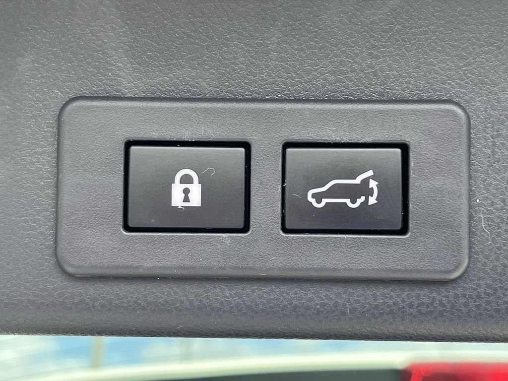 Used 2020 Subaru Ascent Touring w/ Popular Package #3 image 11