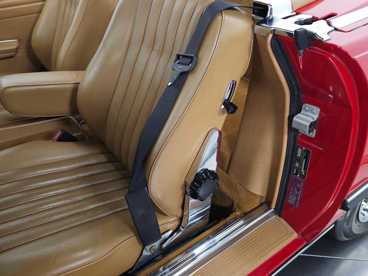 Used 1989 Mercedes-Benz 560 SL image 29