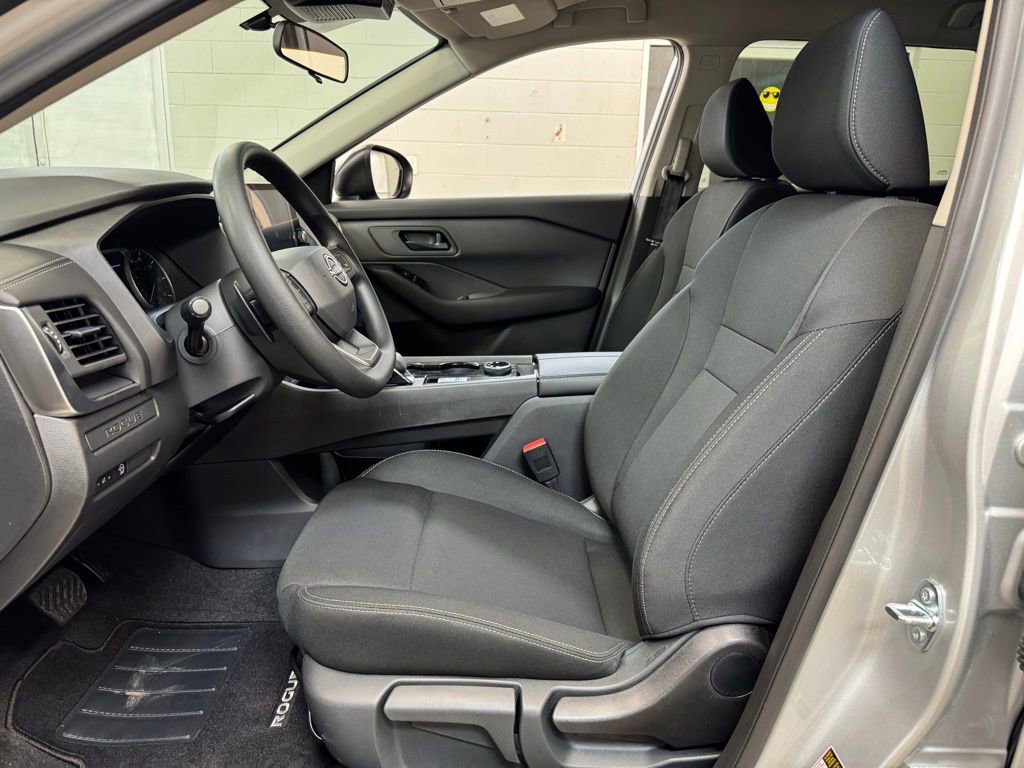 Certified 2025 Nissan Rogue S AWD/4WD image 11