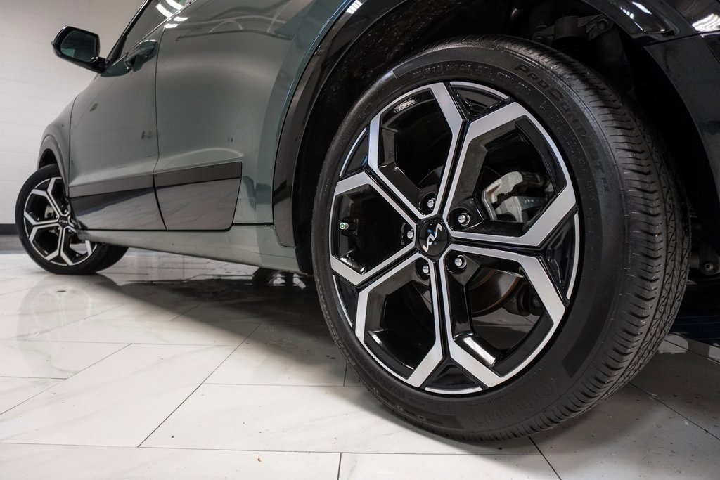 Used 2023 Kia Niro EX Touring image 38