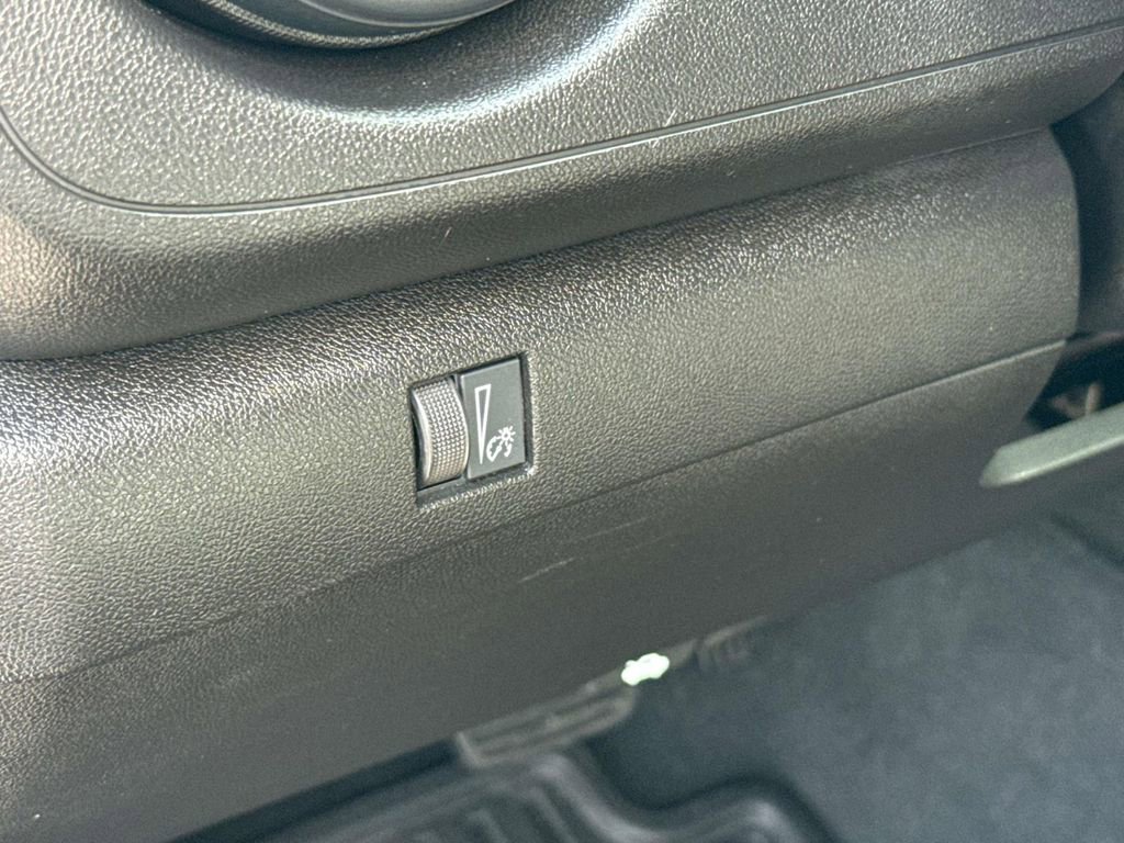 Used 2024 Chevrolet Colorado W/T image 25