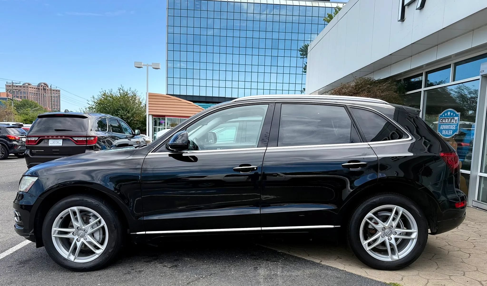 Used 2015 Audi Q5 2.0T Premium Plus w/ Technology Package AWD/4WD image 4