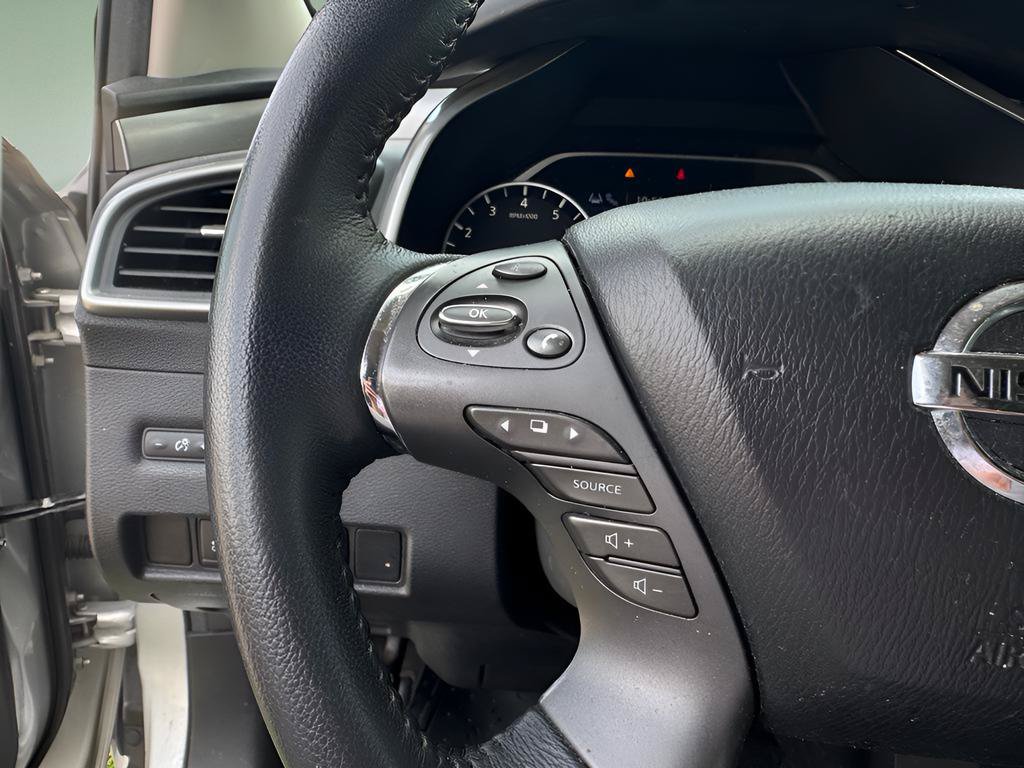 Used 2021 Nissan Murano SV FWD image 24