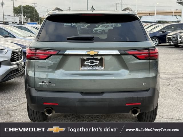 Used 2022 Chevrolet Traverse LT FWD image 7