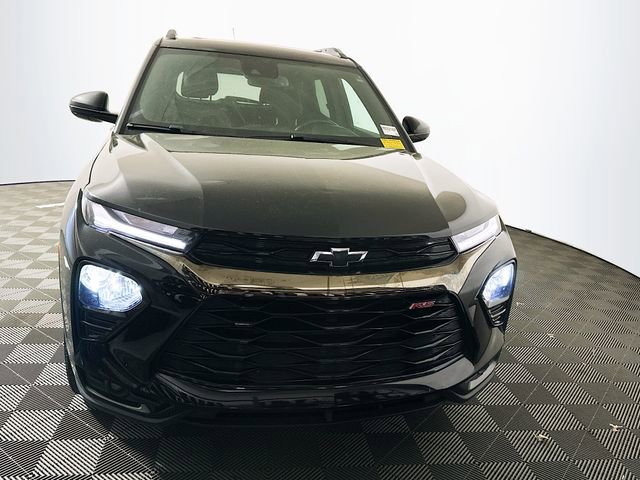Used 2021 Chevrolet TrailBlazer RS w/ Sun and Liftgate Package image 3
