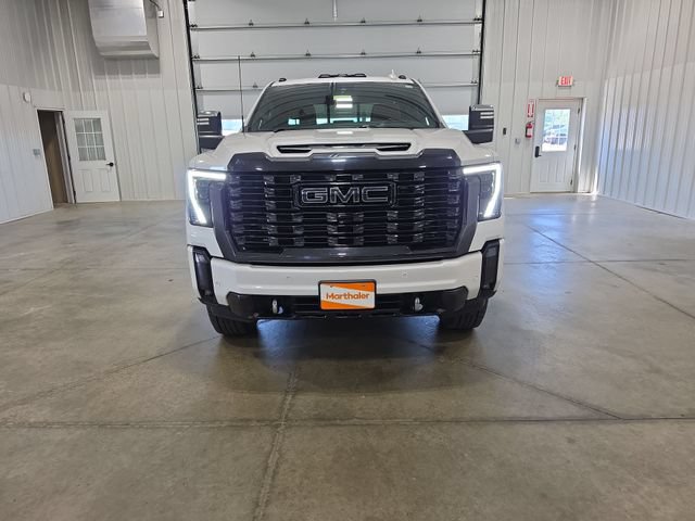 Used 2024 GMC Sierra 2500 Denali Ultimate w/ Max Trailering Package AWD/4WD image 3