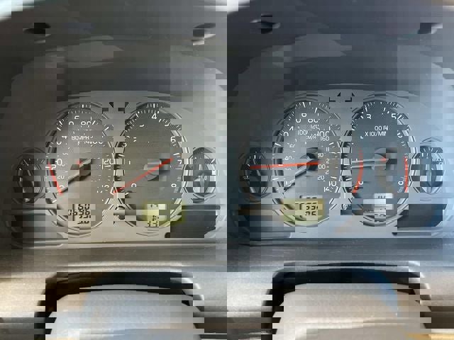 Used 2004 Volvo S40 image 32