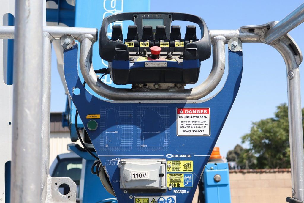 Used 2019 Ford F650 2WD Regular Cab Super Duty image 14