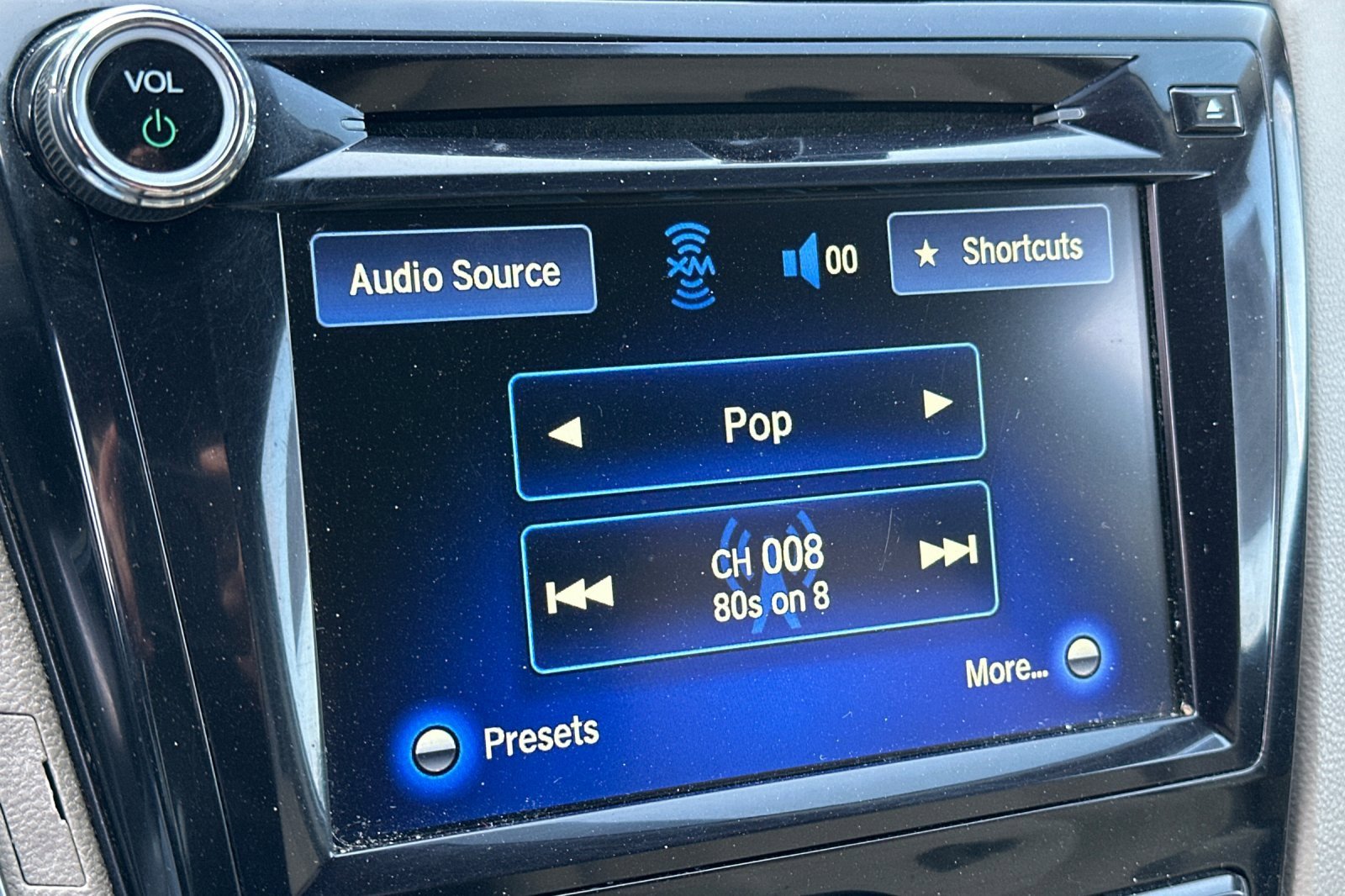 Used 2016 Honda Odyssey SE image 19