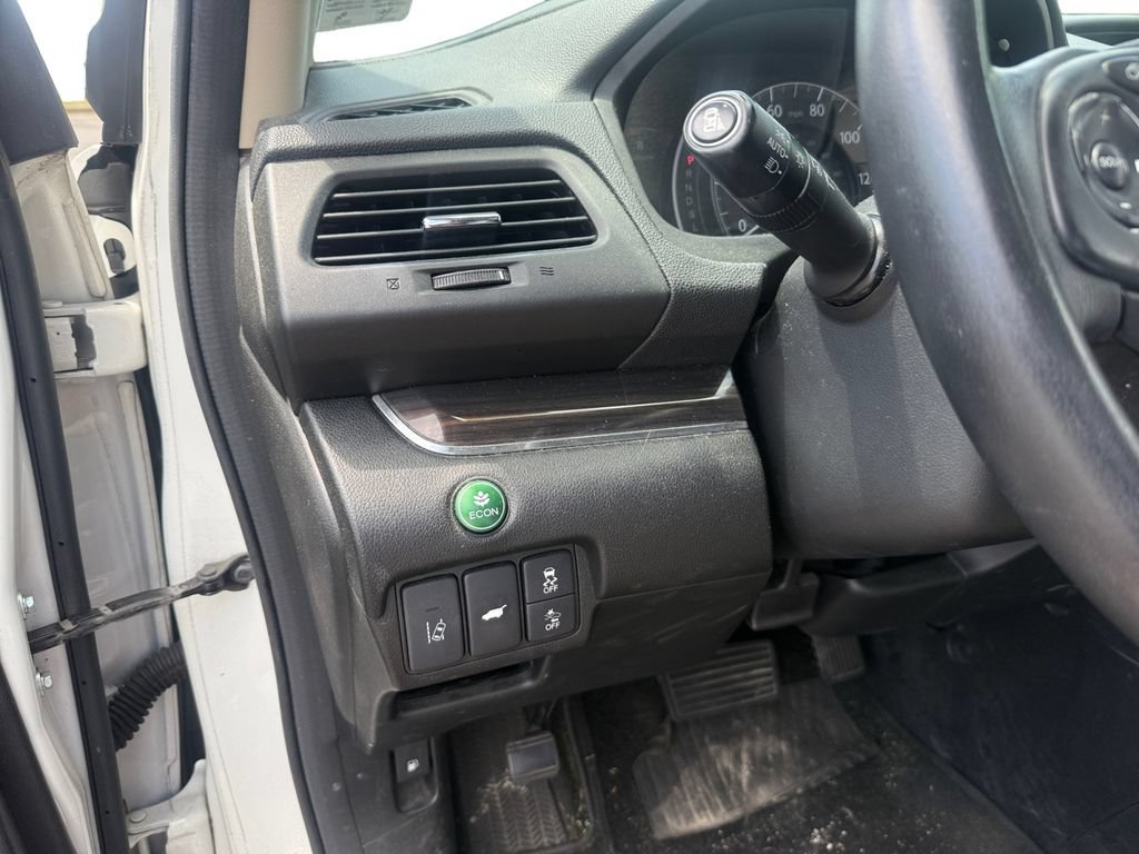 Used 2015 Honda CR-V Touring image 13