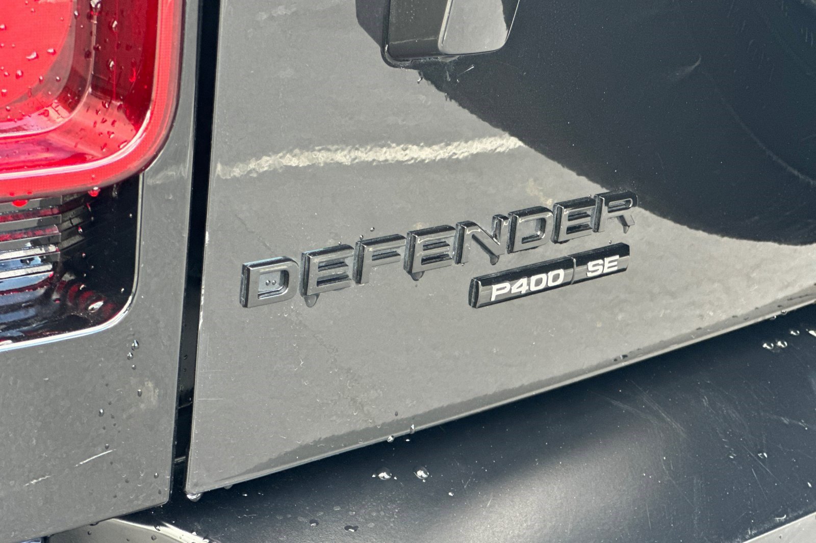 Used 2020 Land Rover Defender 110 SE image 23