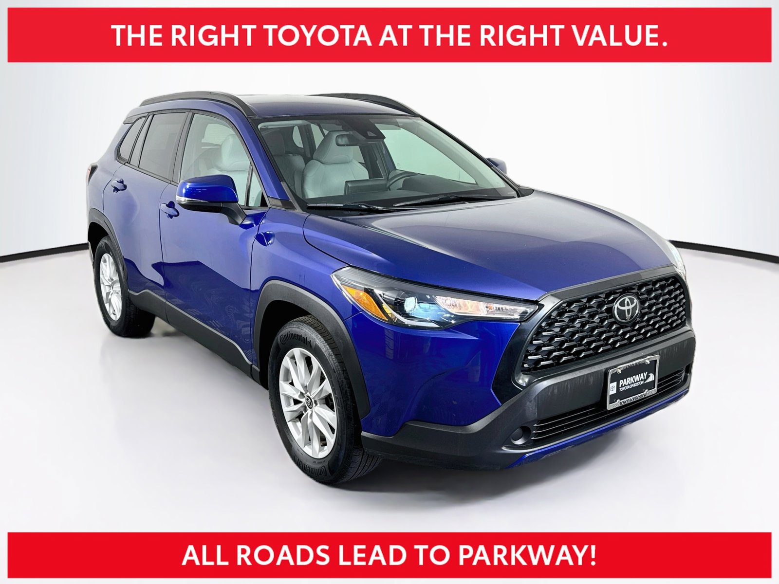 Certified 2022 Toyota Corolla Cross LE AWD/4WD image 1