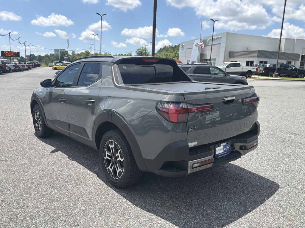 Used 2025 Hyundai Santa Cruz XRT AWD/4WD image 5