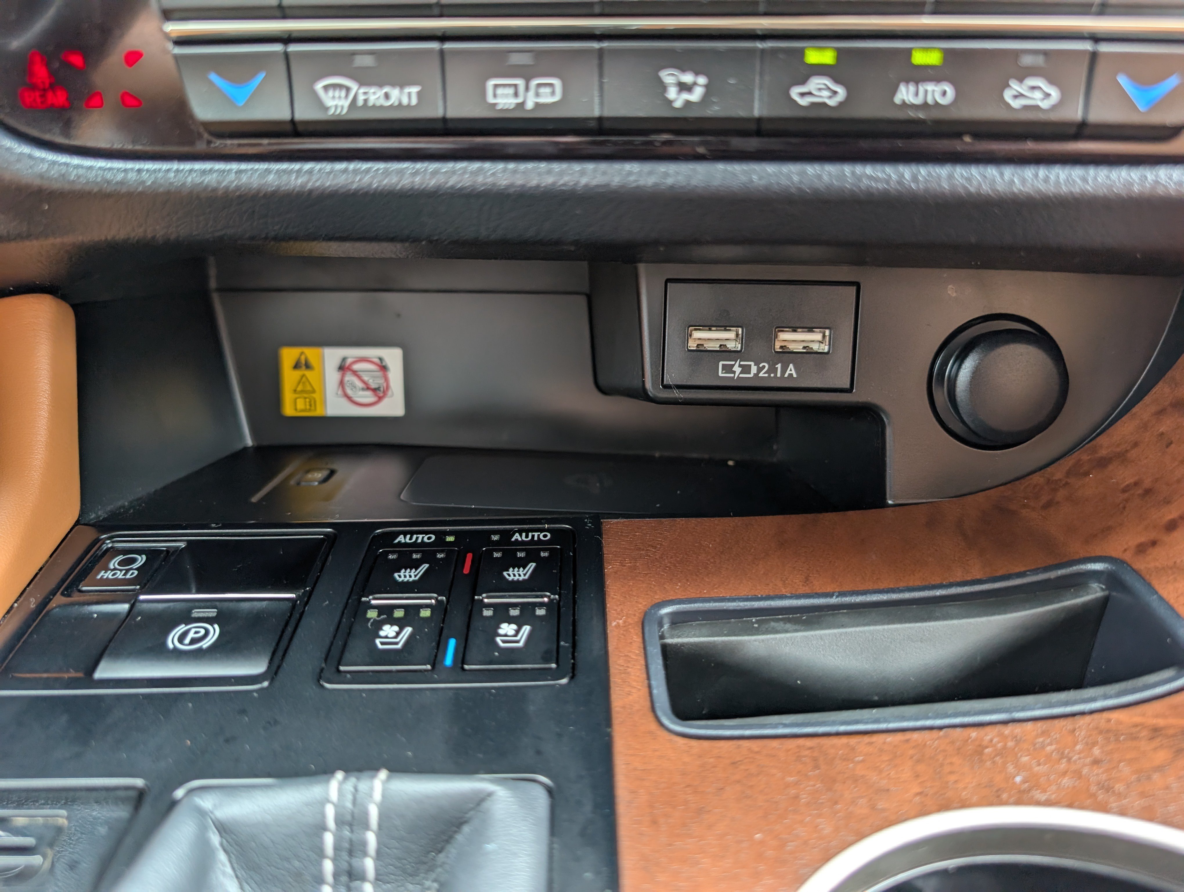 Used 2022 Lexus RX 350L FWD w/ Premium Package image 23
