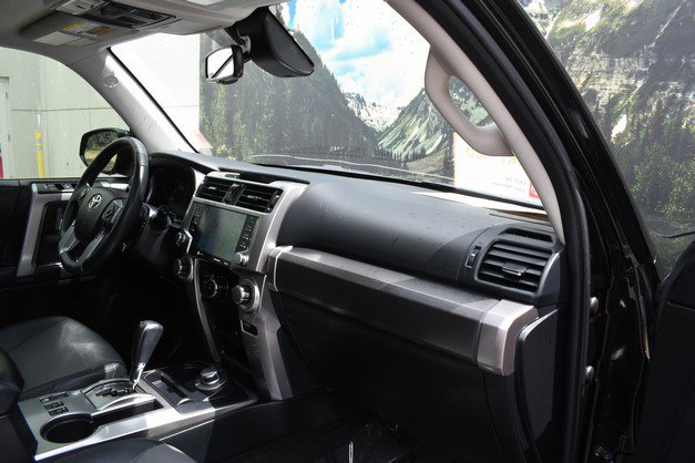 Certified 2021 Toyota 4Runner SR5 Premium w/ Moonroof Package AWD/4WD image 25