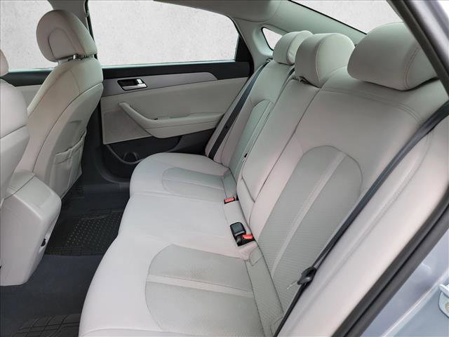 Used 2017 Hyundai Sonata SE FWD image 14