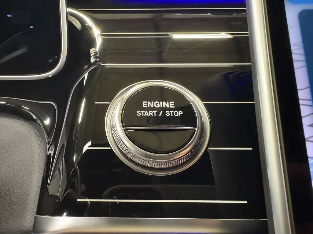 Used 2025 Mercedes-Benz S 63 AMG S image 17