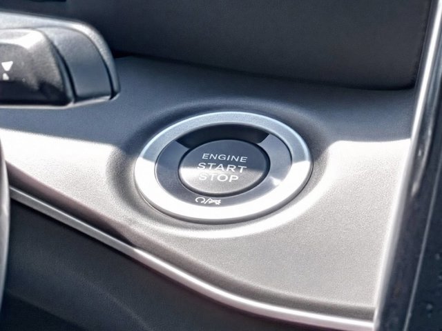 Used 2021 Jeep Grand Cherokee L Limited AWD/4WD image 24