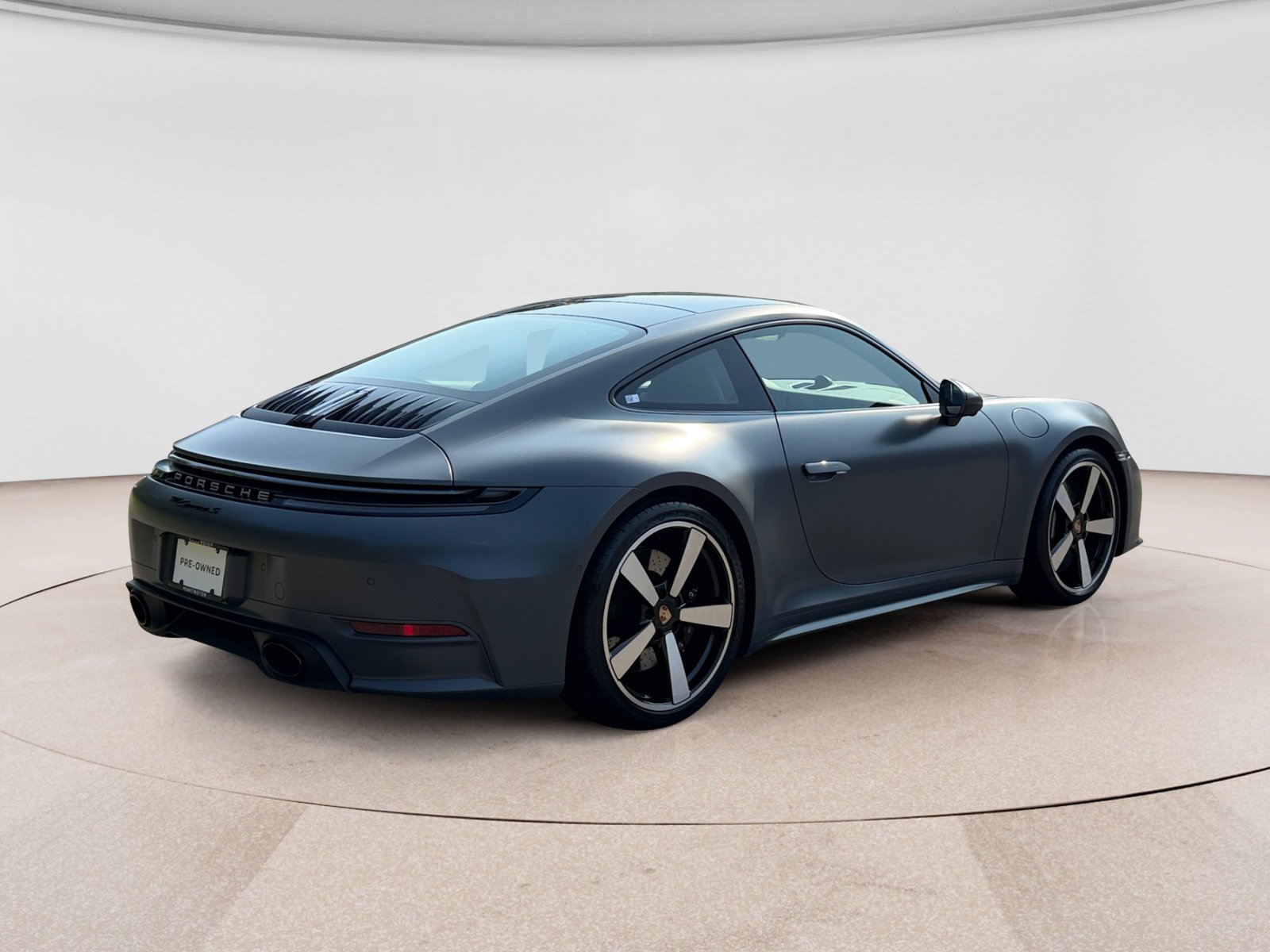Used 2025 Porsche 911 Carrera S RWD image 5