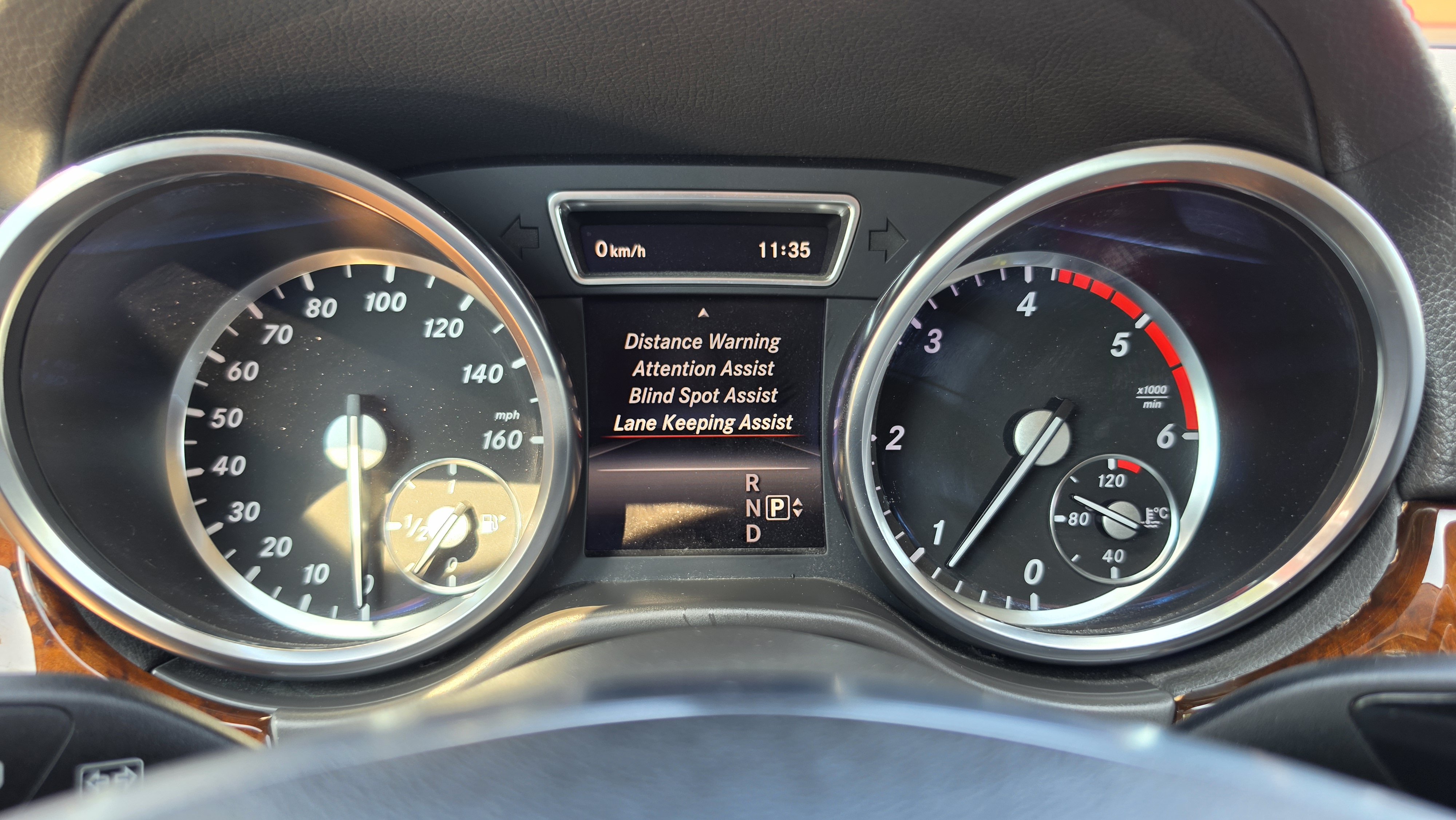 Used 2015 Mercedes-Benz GL 320 BlueTEC 4MATIC w/ Premium I Package image 47