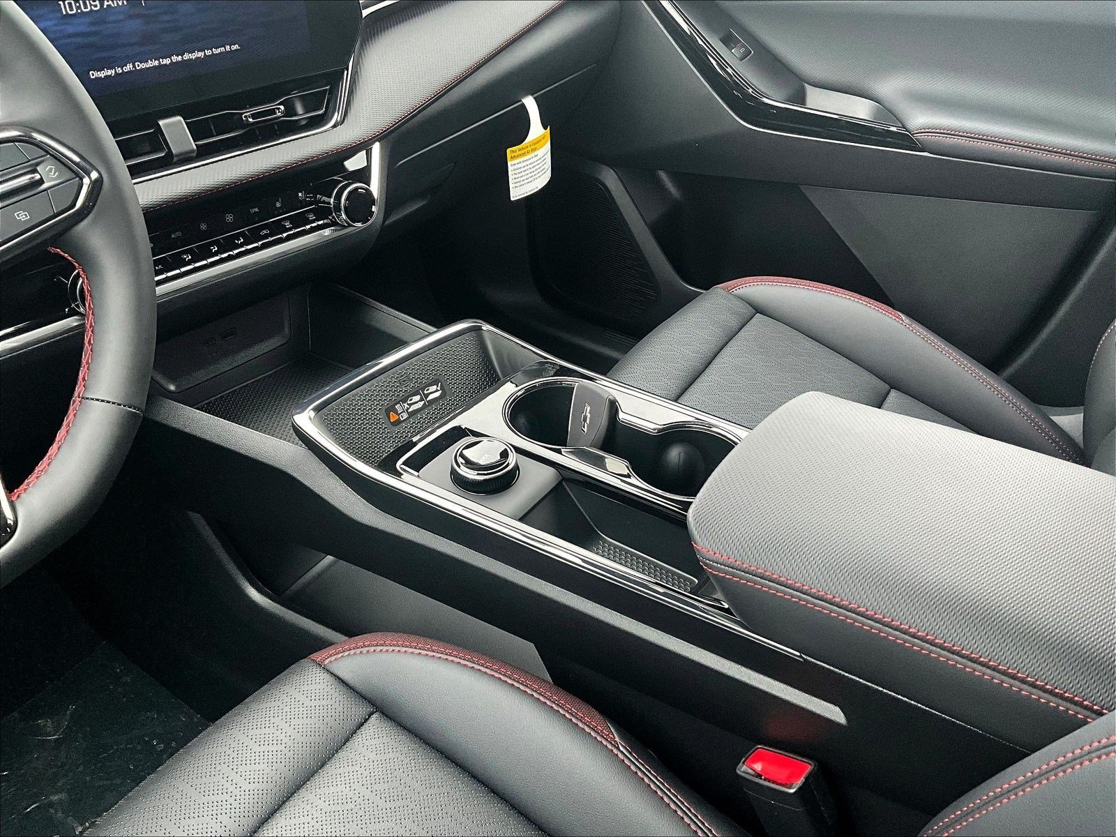 New 2027 Chevrolet Equinox RS w/ Safety and Technology Package FWD image 12