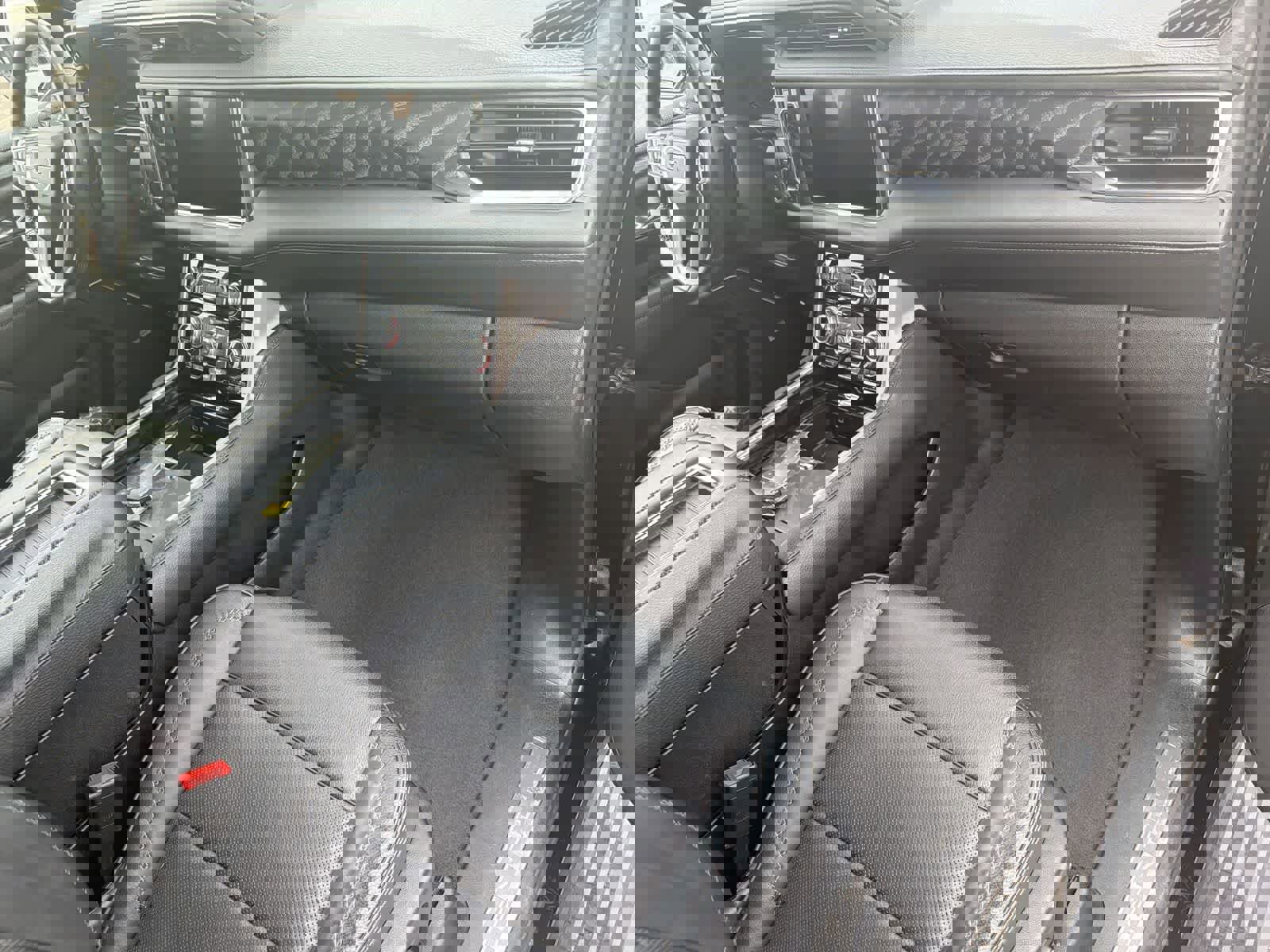 Used 2023 GMC Yukon Denali image 11