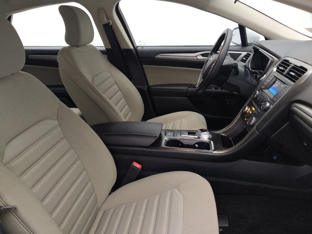 Used 2018 Ford Fusion S FWD image 21