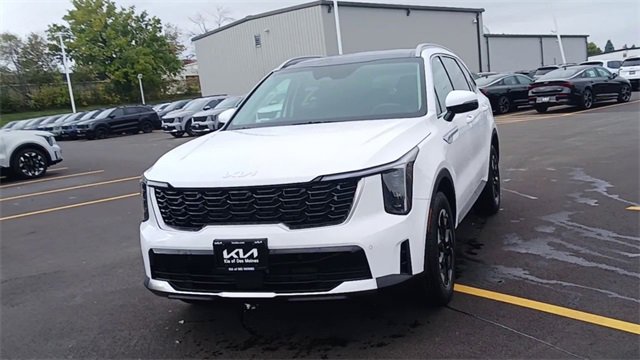 New 2026 Kia Sorento S image 6