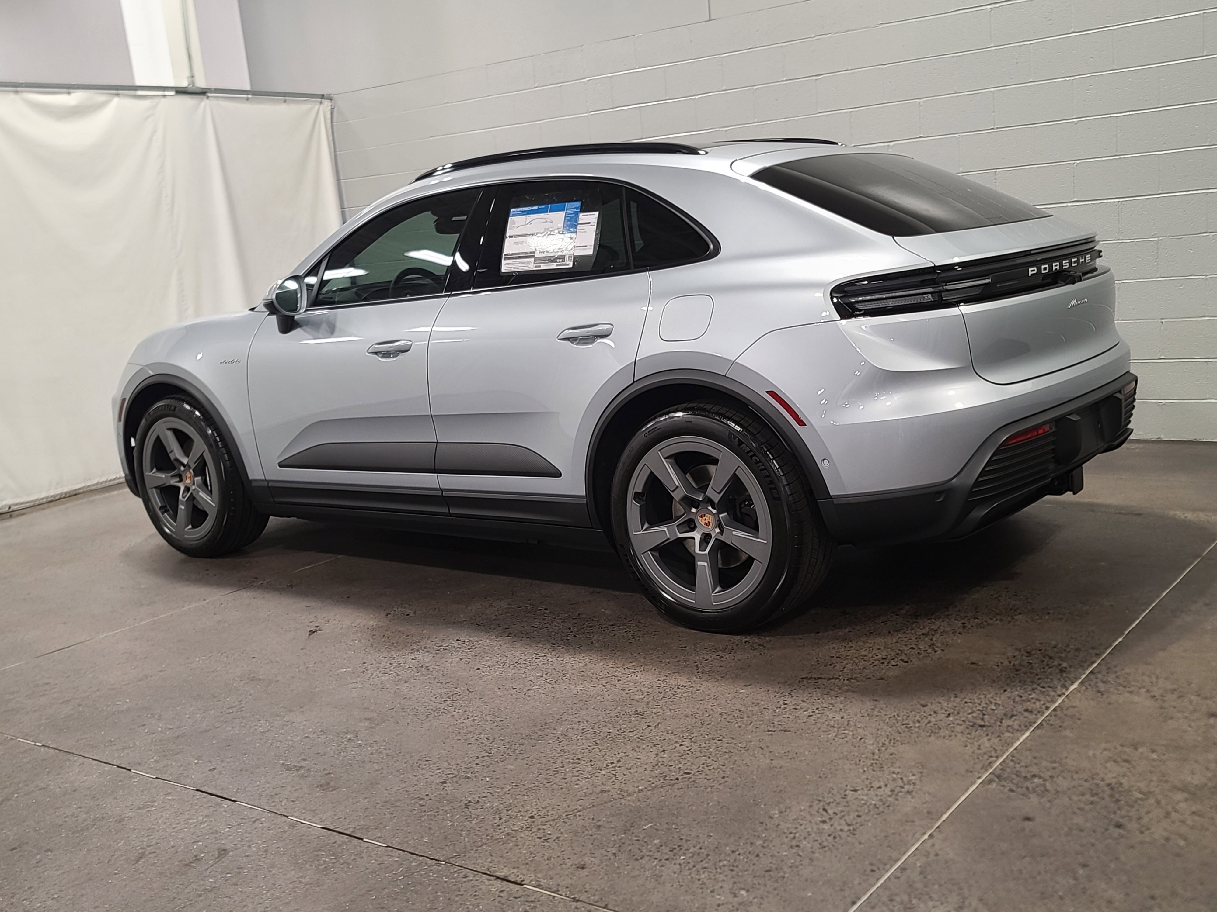 New 2026 Porsche Macan Electric RWD image 3