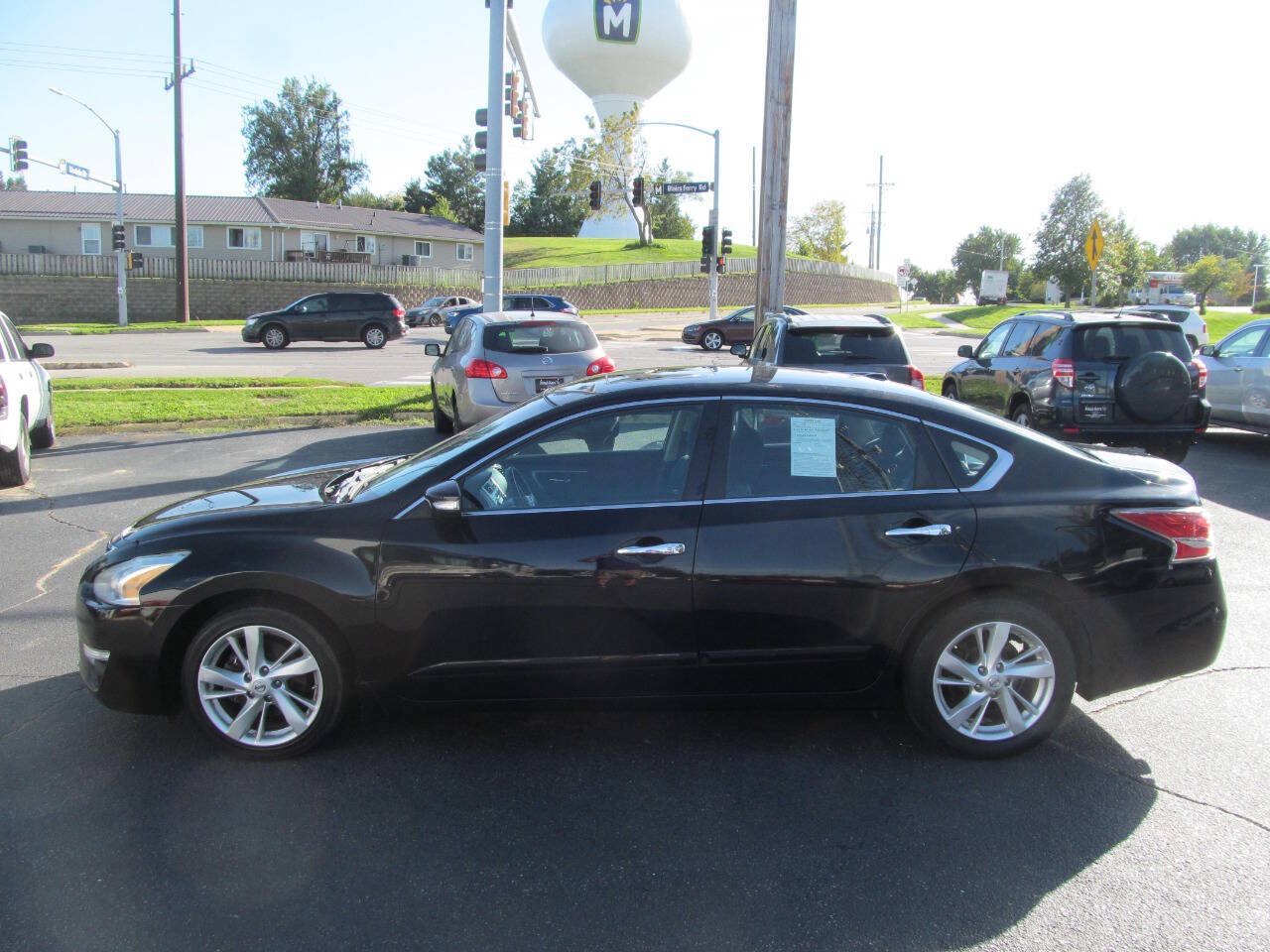 Used 2015 Nissan Altima 2.5 SV w/ Convenience Package FWD image 2