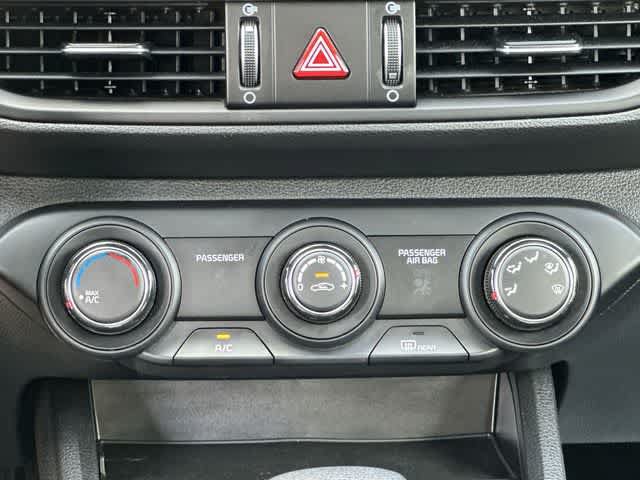Used 2024 Kia Forte LXS w/ LXS Technology Package FWD image 13