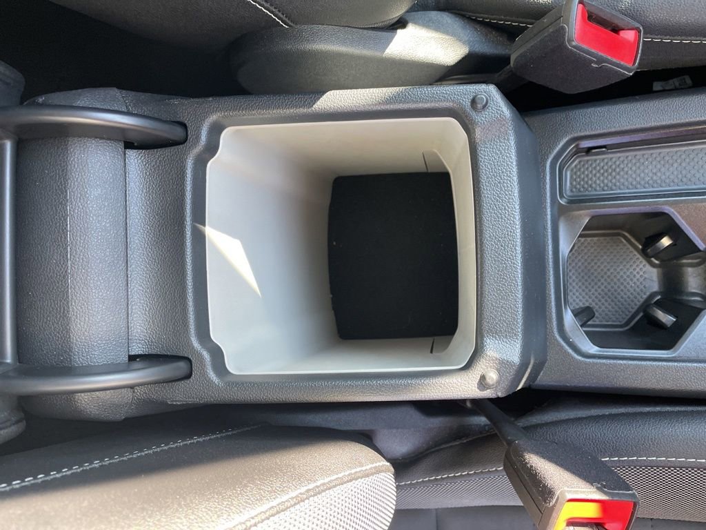 Used 2024 Volkswagen Taos SE image 39