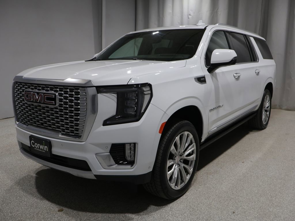 Used 2024 GMC Yukon XL Denali w/ Denali Reserve Package AWD/4WD image 7