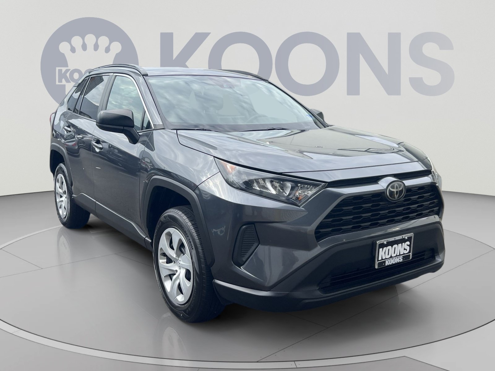 Used 2019 Toyota RAV4 LE AWD/4WD image 10