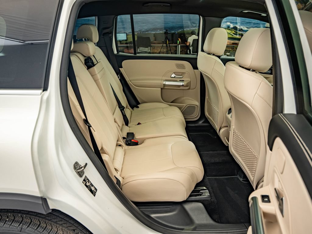 Certified 2026 Mercedes-Benz GLB 250 4MATIC image 36