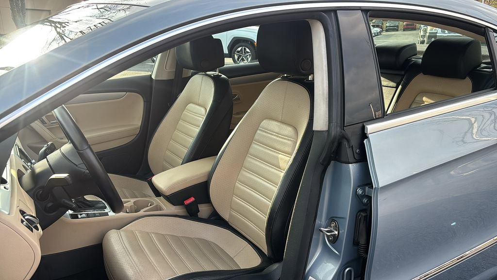 Used 2013 Volkswagen CC Sport image 10