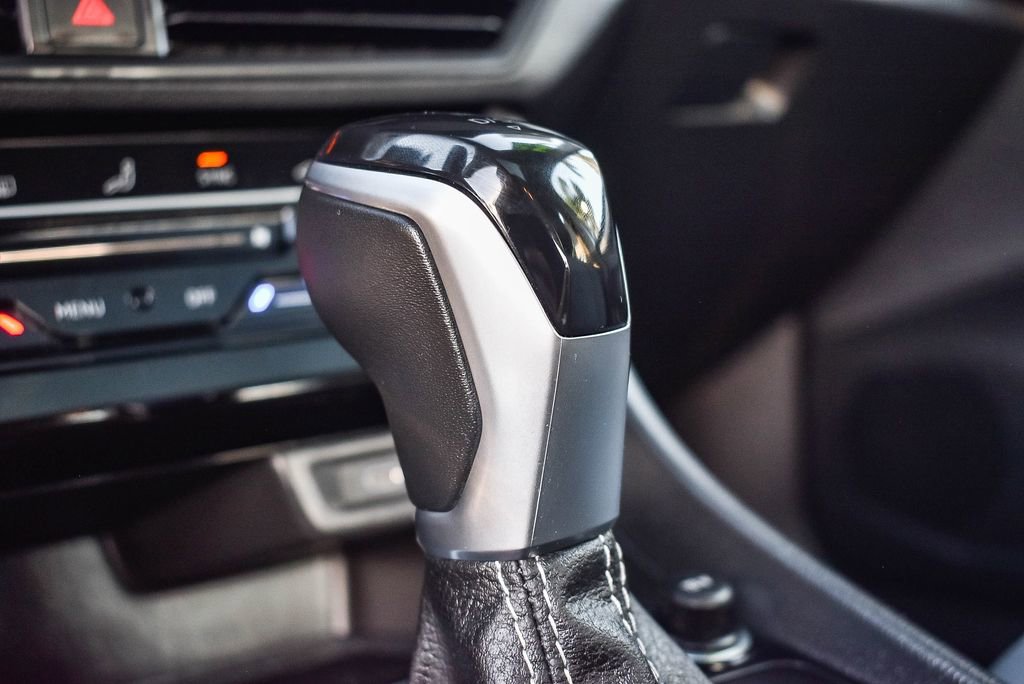 Used 2025 Volkswagen Jetta SE image 22