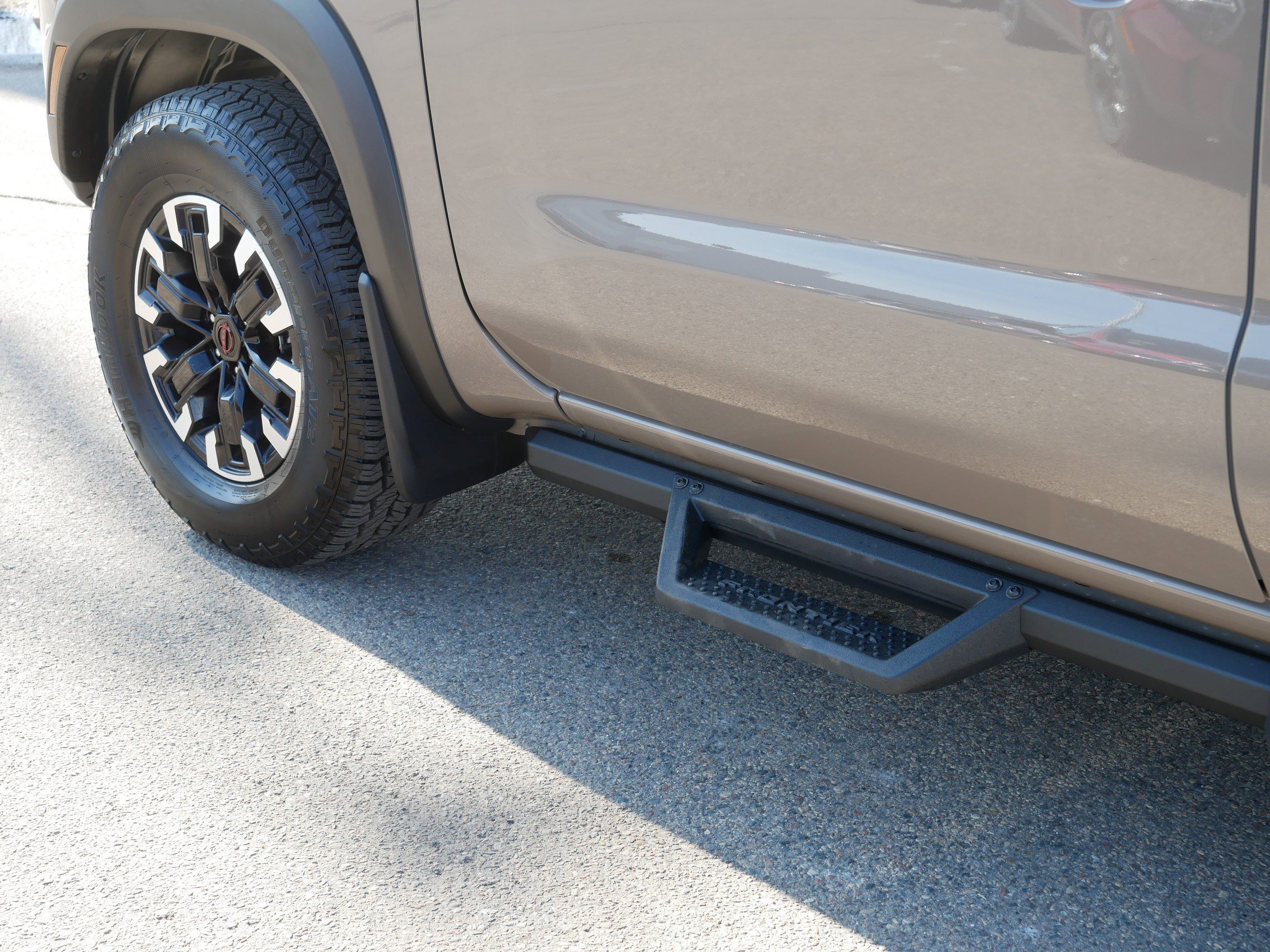 Certified 2023 Nissan Frontier PRO-4X w/ Pro Convenience Package image 37