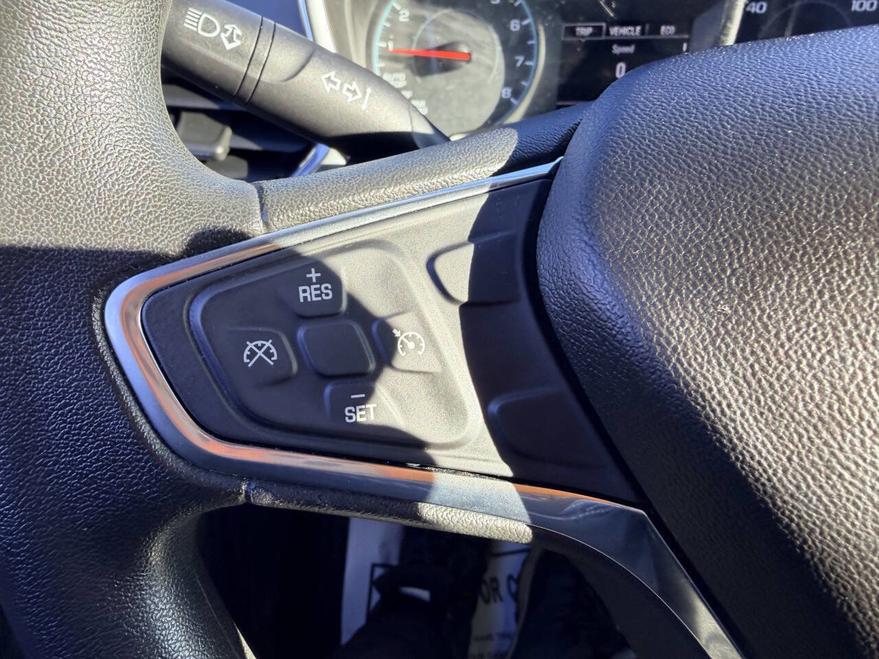 Used 2018 Chevrolet Equinox LT FWD image 21