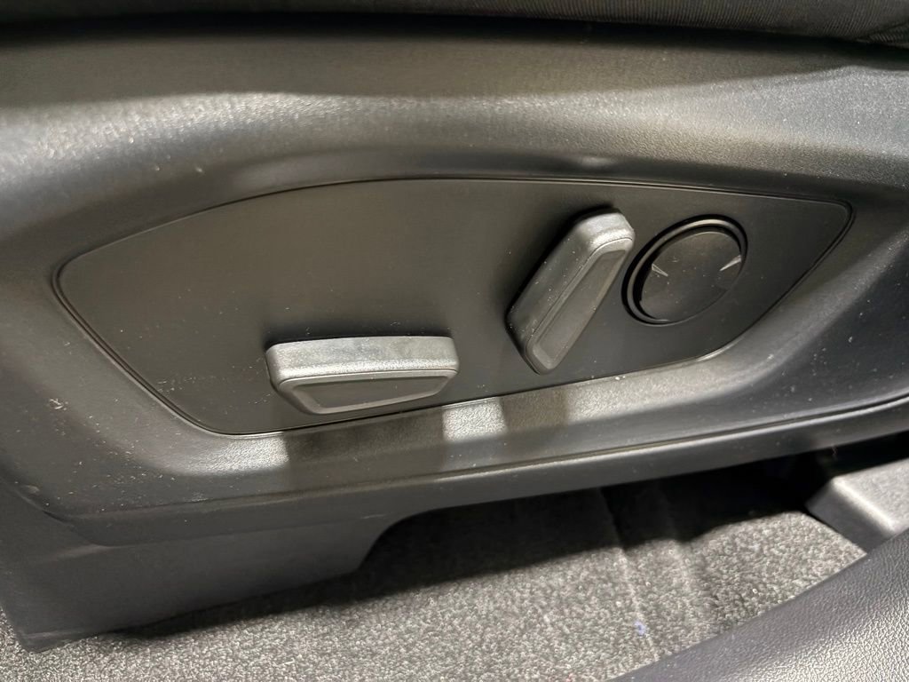 New 2026 Ford Explorer Active image 22