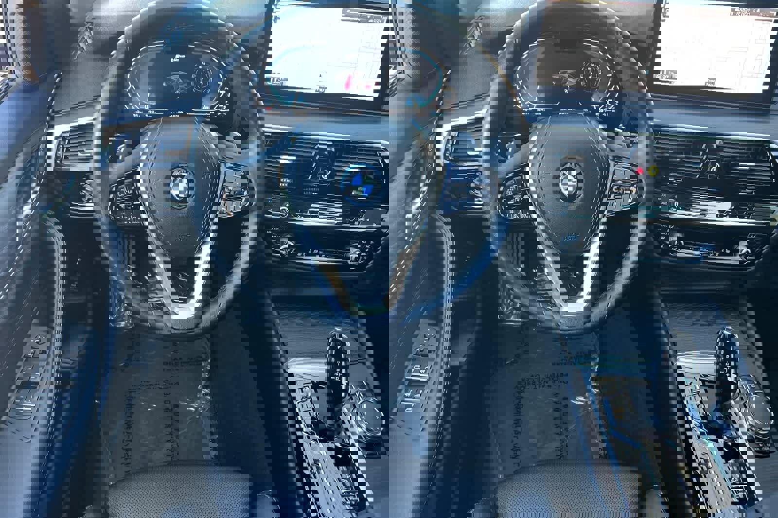 Used 2023 BMW 530e image 16