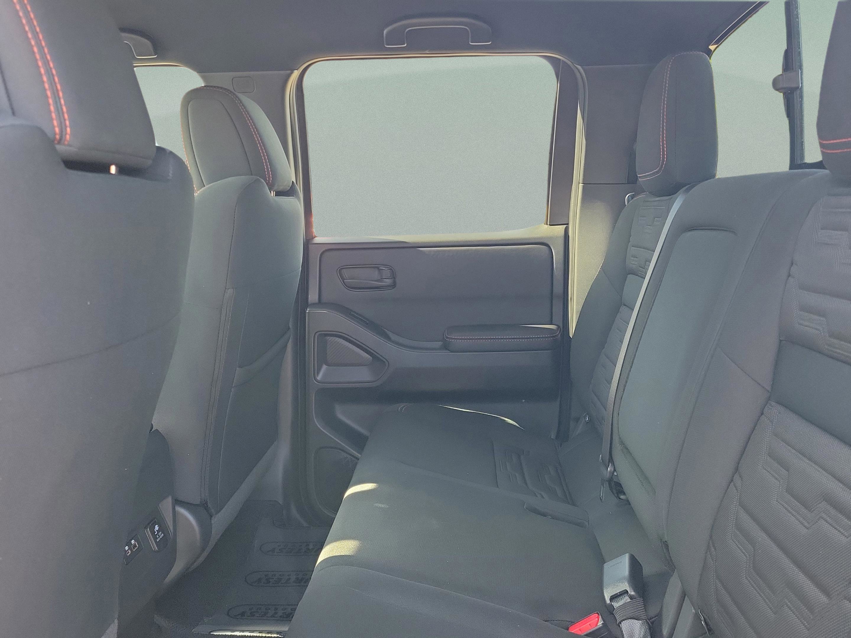 New 2026 Nissan Frontier PRO-4X w/ Pro-4x Convenience Package AWD/4WD image 7