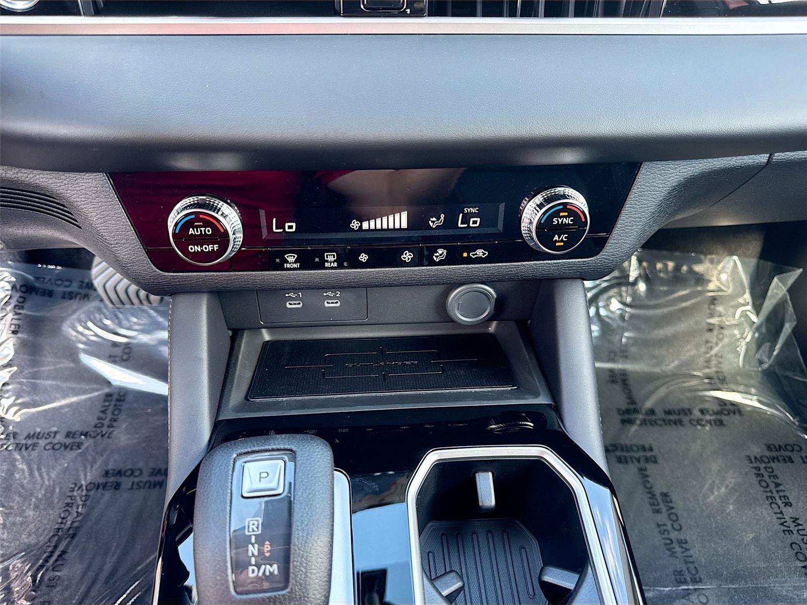 New 2026 Mitsubishi Outlander ES FWD image 14
