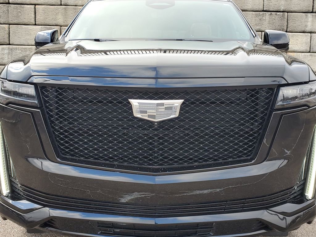 Used 2024 Cadillac Escalade Sport w/ LPO, ONYX Package image 10