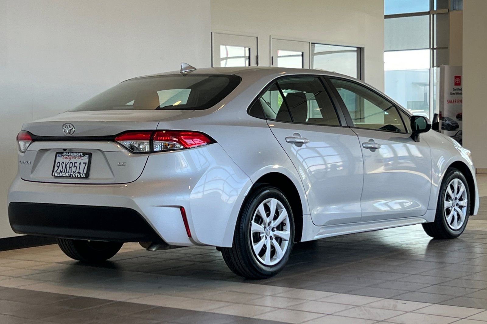 Certified 2025 Toyota Corolla LE image 4