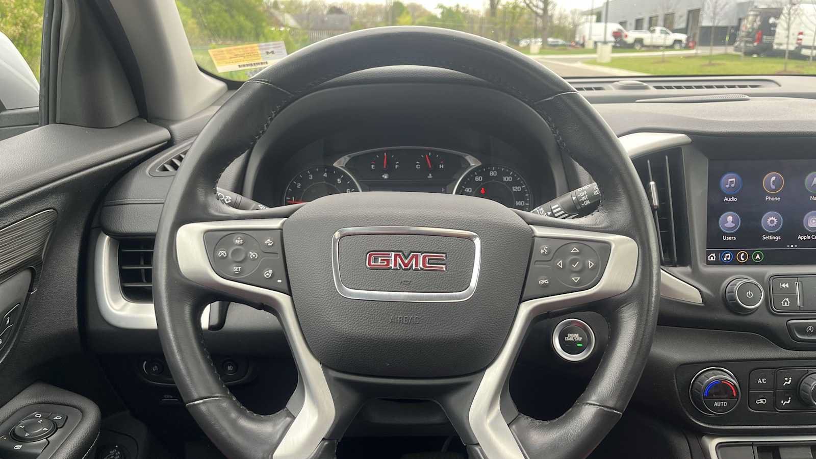 Used 2022 GMC Terrain SLT w/ Infotainment Package II AWD/4WD image 41