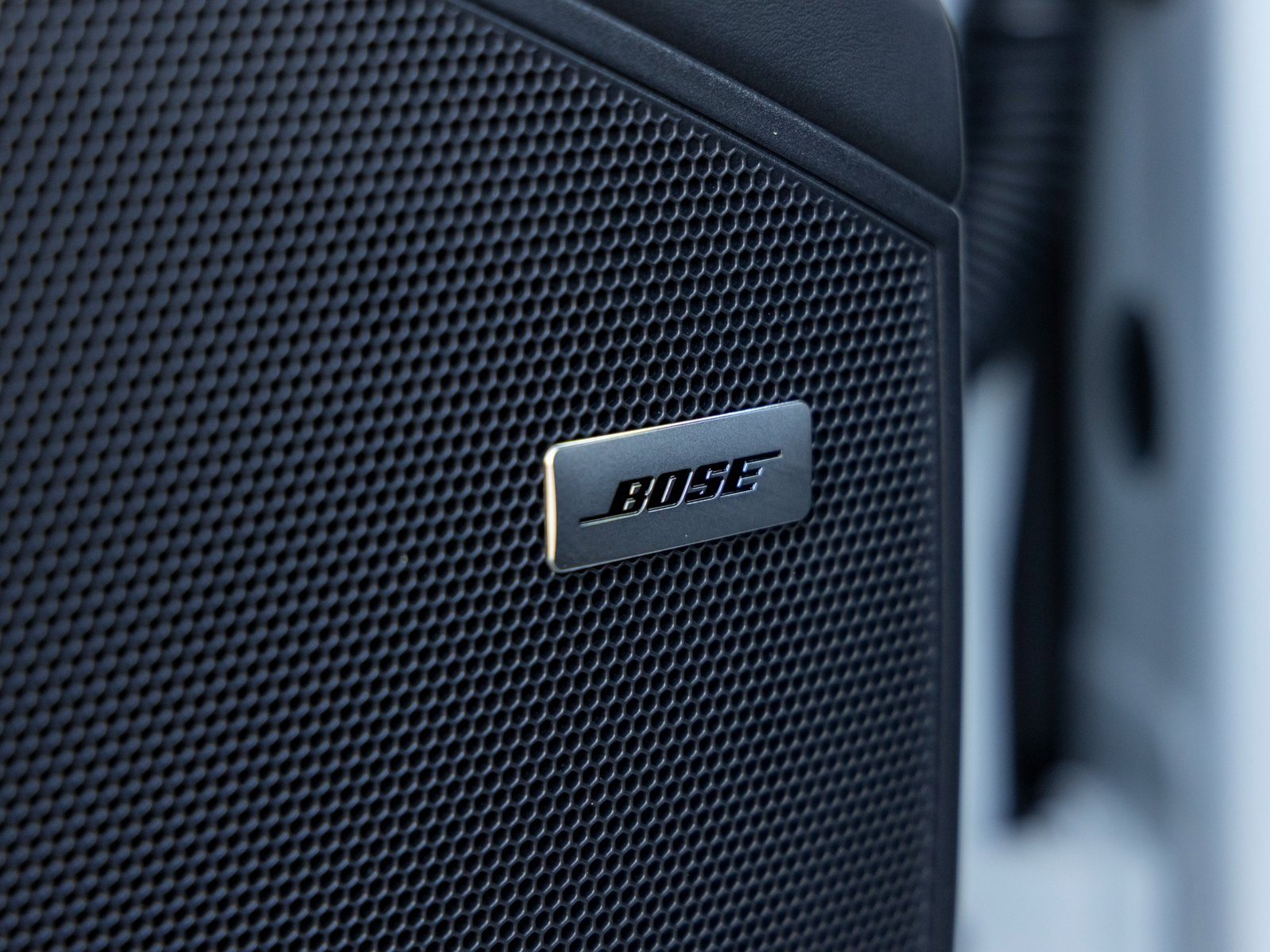 New 2025 Porsche Cayenne Turbo image 27